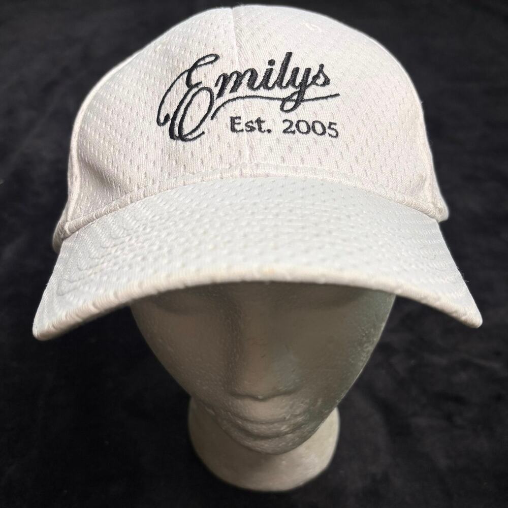 White Emily Men’s Hat